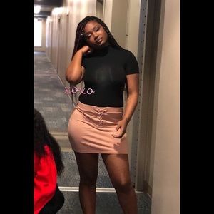 Meet your Posher, Courtney